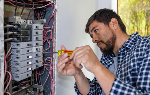 Affordable Emergency Electrician in IL